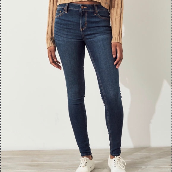 Hollister Denim - NWT ᕼOᒪᒪIᔕTEᖇ Super Skinny Dark Wash Jeans